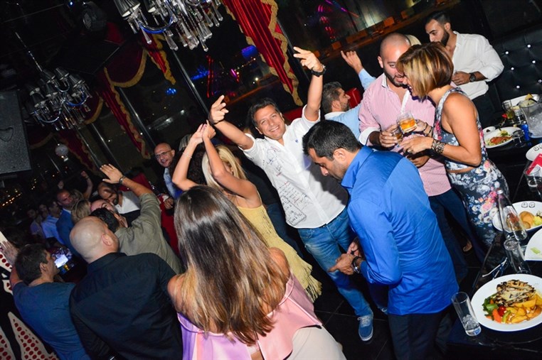 Diva Club On Saturday Night